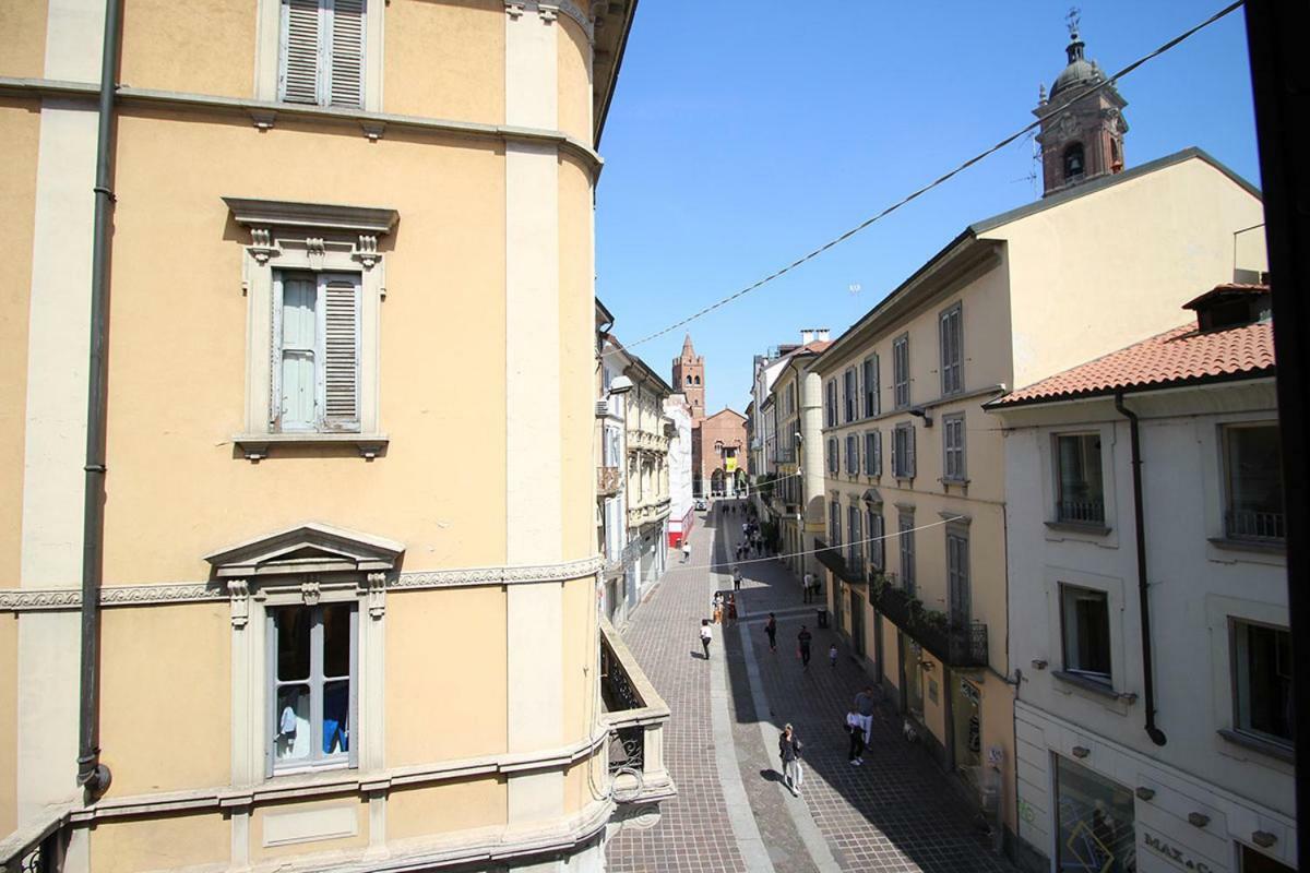 モンツァPiazza Trento 11アパートメント エクステリア 写真
